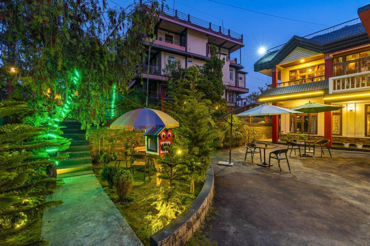 Zostel Shillong Hostel Exterior photo