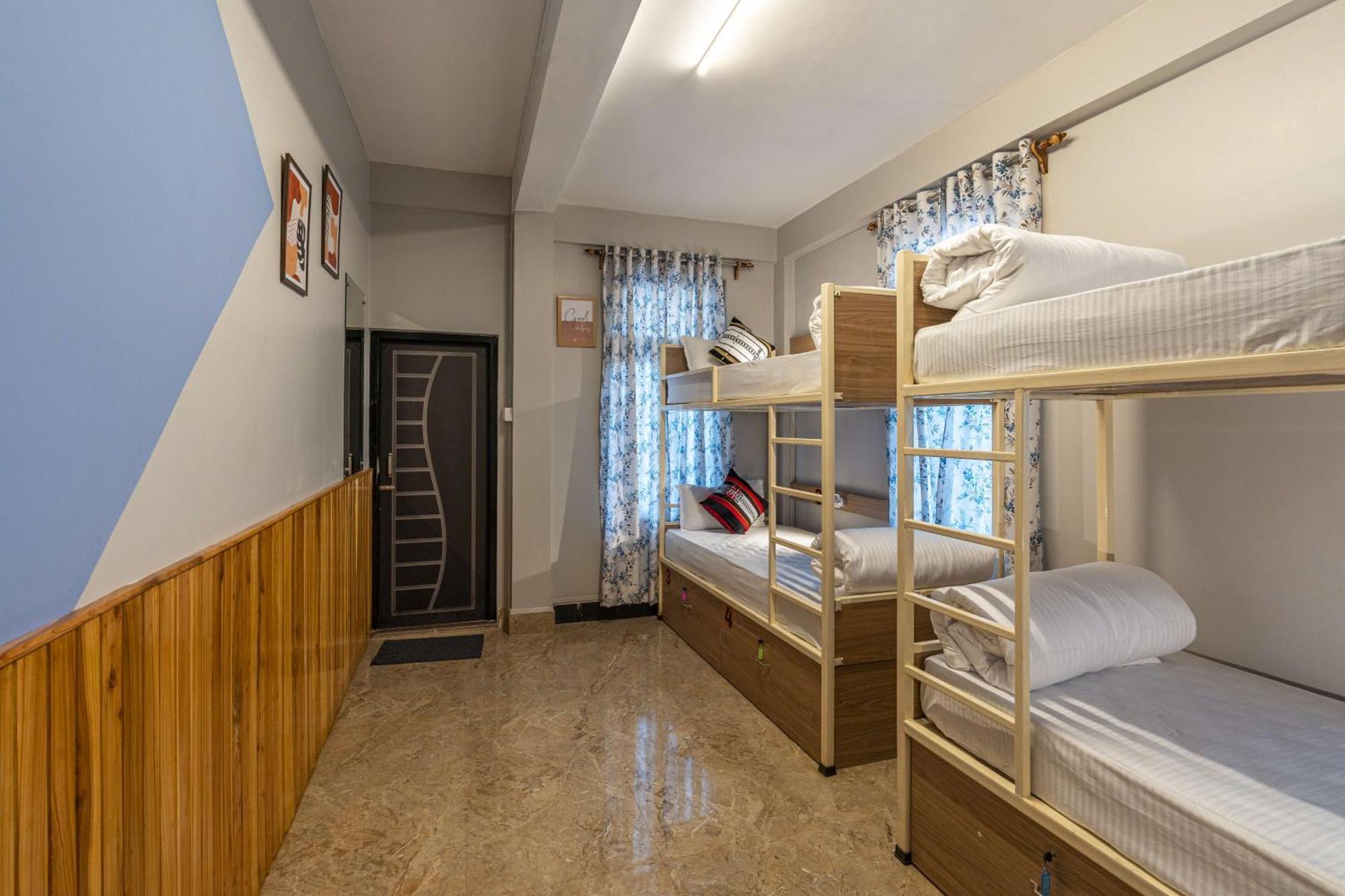 Zostel Shillong Hostel Exterior photo
